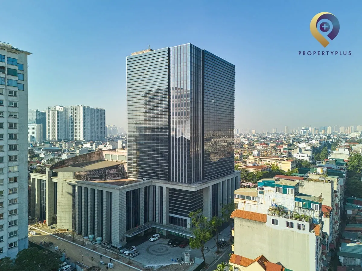 Toàn cảnh tòa nhà VTC-Lạc-Trung nhìn từ trên cao.